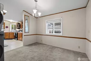 139 NE Saturn Ln, Bremerton, WA 98311 - Photo 10