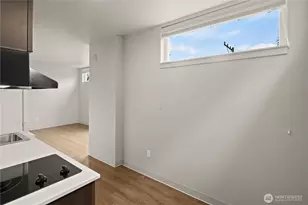 1814 E John St, Seattle, WA 98112 - Photo 10