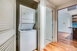 900 Lenora St, Seattle, WA 98121 - Photo 14