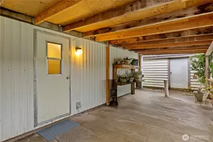 725 37th Street SE, Auburn, WA 98002 - Photo 4