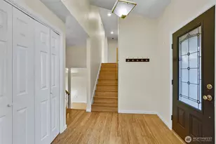 13009 SE 49th St, Bellevue, WA 98006 - Photo 2