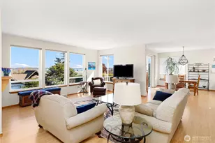 1355 Jackman St, Port Townsend, WA 98368 - Photo 8