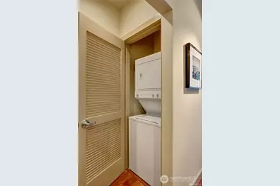 910 Lenora Street #S1404, Seattle, WA 98121 - Photo 8