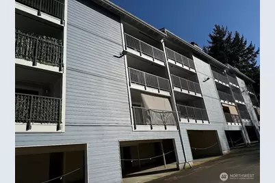 2411 S 248th Street #D24, Kent, WA 98032 - Photo 2