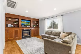 13721 SE 255th Pl, Kent, WA 98042 - Photo 16