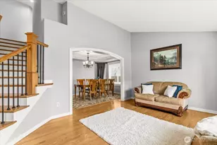 13721 SE 255th Pl, Kent, WA 98042 - Photo 4