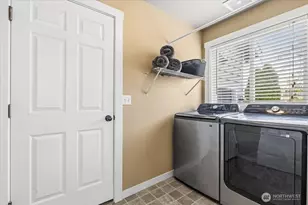 13721 SE 255th Pl, Kent, WA 98042 - Photo 18