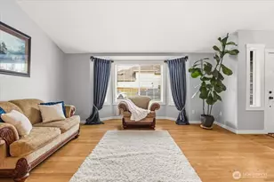 13721 SE 255th Pl, Kent, WA 98042 - Photo 6