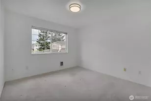 10030 Holly Dr, Everett, WA 98204 - Photo 20