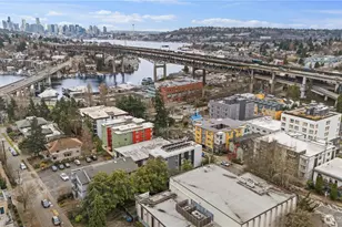 4046 8th Ave NE, Seattle, WA 98105 - Photo 38