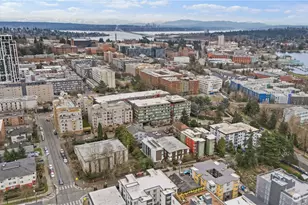 4046 8th Ave NE, Seattle, WA 98105 - Photo 28