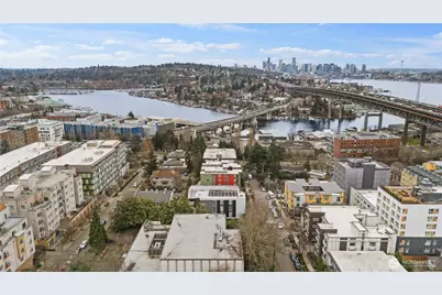 4046 8th Avenue NE, Seattle, WA 98105 - Photo 40