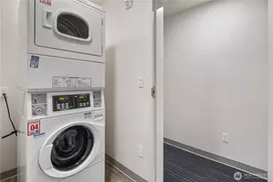 4046 8th Ave NE, Seattle, WA 98105 - Photo 22