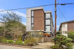 4046 8th Ave NE, Seattle, WA 98105 - Photo 4