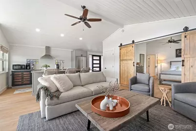 101 NE Lynnwood Loop, Belfair, WA 98528 - Photo 14