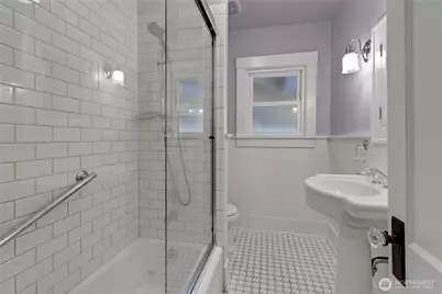 864 S Fife Street, Tacoma, WA 98405 - Photo 14