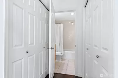 4847 California Avenue SW #402, Seattle, WA 98116 - Photo 16