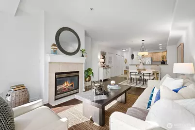 4847 California Avenue SW #402, Seattle, WA 98116 - Photo 8