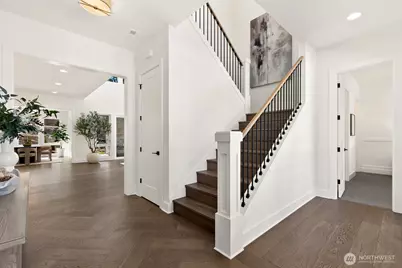 15045 SE 45th Place, Bellevue, WA 98006 - Photo 2