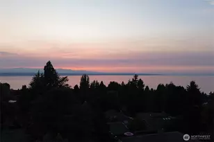 192 Xx Olympic View Dr, Edmonds, WA 98020 - Photo 1