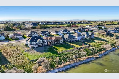 4065 NE Edwards Drive, Moses Lake, WA 98837 - Photo 38