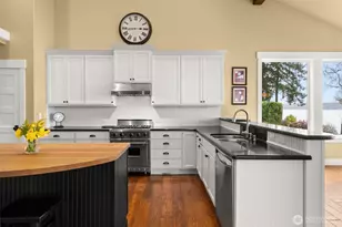 4827 Bayshore Lane Northwest, Olympia, WA 98502 - Photo 14