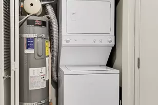 1100 106th Ave NE, Bellevue, WA 98004 - Photo 18