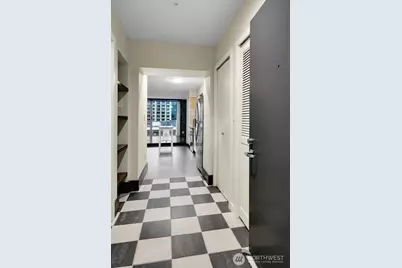 1100 106th Avenue NE #801, Bellevue, WA 98004 - Photo 6