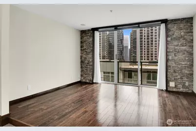 1100 106th Avenue NE #801, Bellevue, WA 98004 - Photo 14