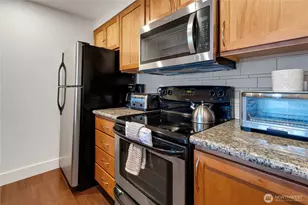 25 N Broadway, Tacoma, WA 98403 - Photo 16