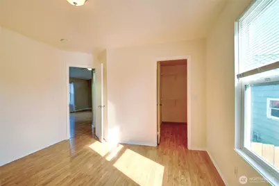 1320 E Fairhaven Avenue, Burlington, WA 98233 - Photo 16