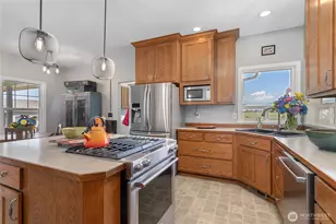 9177 Collins Rd, Sedro Woolley, WA 98284 - Photo 4