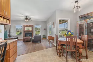 9177 Collins Rd, Sedro Woolley, WA 98284 - Photo 8