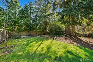 2327 NE 86th St, Seattle, WA 98115 - Photo 24
