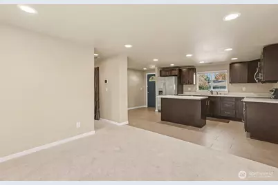 2327 NE 86th Street, Seattle, WA 98115 - Photo 6