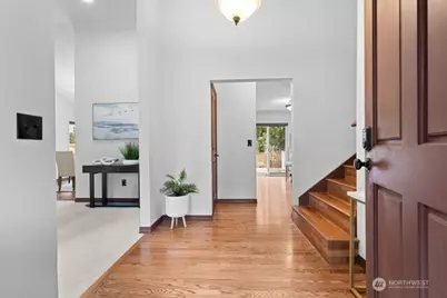 12935 NE 71st Street, Kirkland, WA 98033 - Photo 2