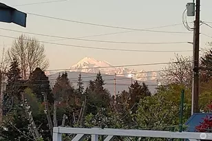 2412 16th St, Anacortes, WA 98221 - Photo 2