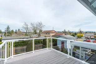 2412 16th St, Anacortes, WA 98221 - Photo 18