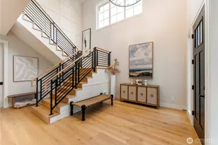 12811 SE 44th Pl, Bellevue, WA 98006 - Photo 4