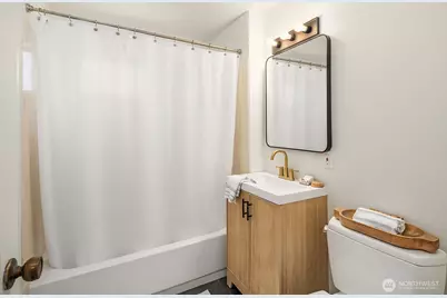 7924 13th Avenue SW, Seattle, WA 98106 - Photo 12