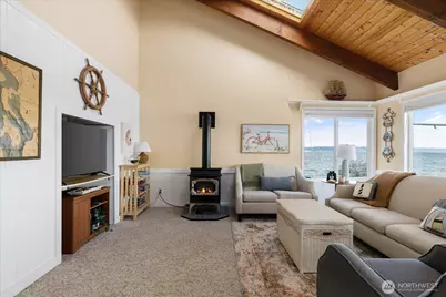 2185 Eastpoint Drive, Langley, WA 98260 - Photo 4