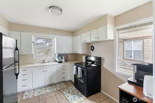 213 N Rock St, Centralia, WA 98531 - Photo 8