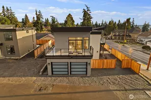 19742 20th Ave NW, Shoreline, WA 98177 - Photo 2