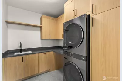 19742 20th Avenue NW, Shoreline, WA 98177 - Photo 32