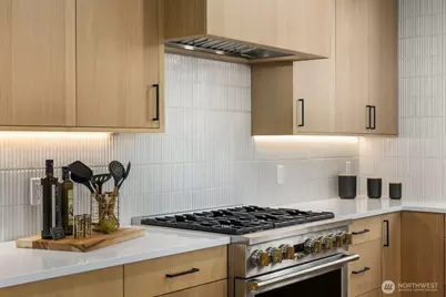 19742 20th Avenue NW, Shoreline, WA 98177 - Photo 14