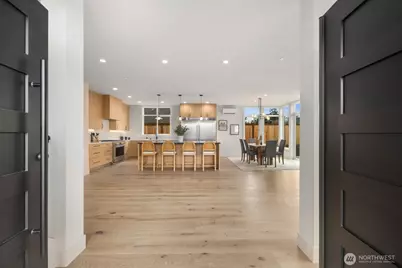 19742 20th Avenue NW, Shoreline, WA 98177 - Photo 4