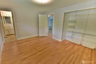 215 163rd Pl SE, Bellevue, WA 98008 - Photo 12