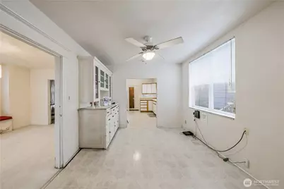 911 Martin Luther King Jr Way, Seattle, WA 98122 - Photo 16