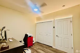 23884 NE 112th Cir, Redmond, WA 98053 - Photo 10