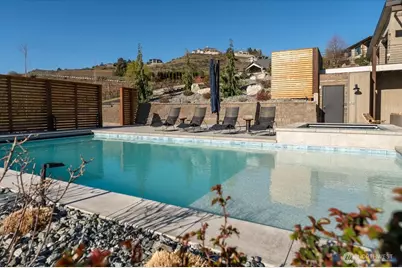 140 Clos Chevalle Road, Chelan, WA 98816 - Photo 6